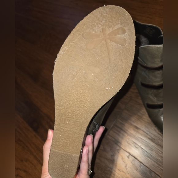 Eric Michael Womens Gray Leather Ankle Boots Size 39 - Picture 4 of 7